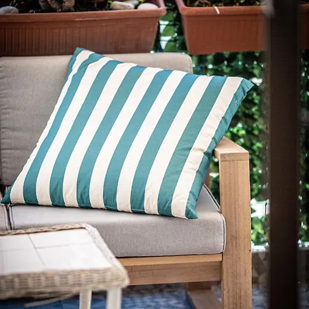 아파트 아파트먼트 인