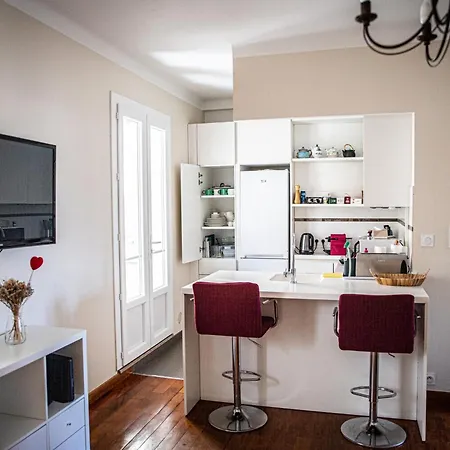 In Apartment Nice