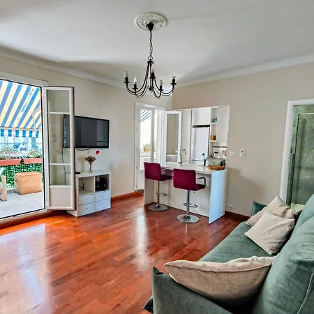 아파트먼트 인 * 니스